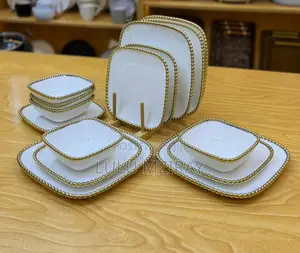 18-Piece Dinner Set - Good Quality