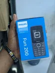 New Philips M200 Black - 4