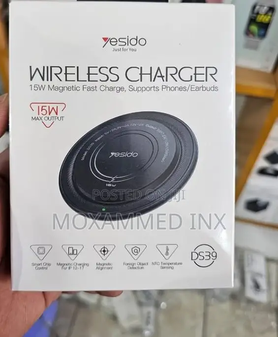 DS39 Magnetic Fast Wireless Charger 15W - 1