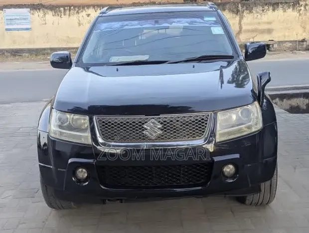Suzuki Grand Vitara 2007 Black - 1