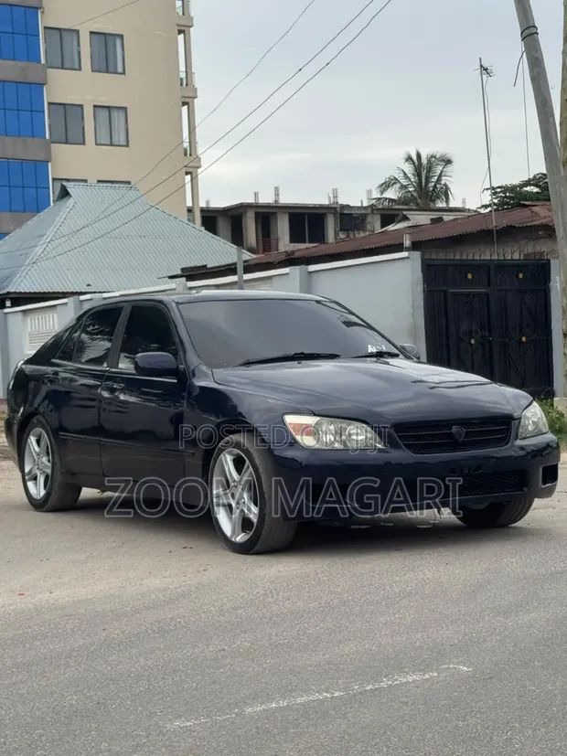Toyota Altezza 2002 Black - 1