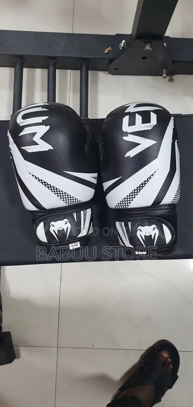 Kids Boxing Gloves - Brand New - 1