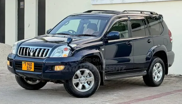 Toyota Land Cruiser Prado 2007 Nyeusi Matt - 1