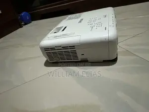 Epson EB-X06 3LCD Projector