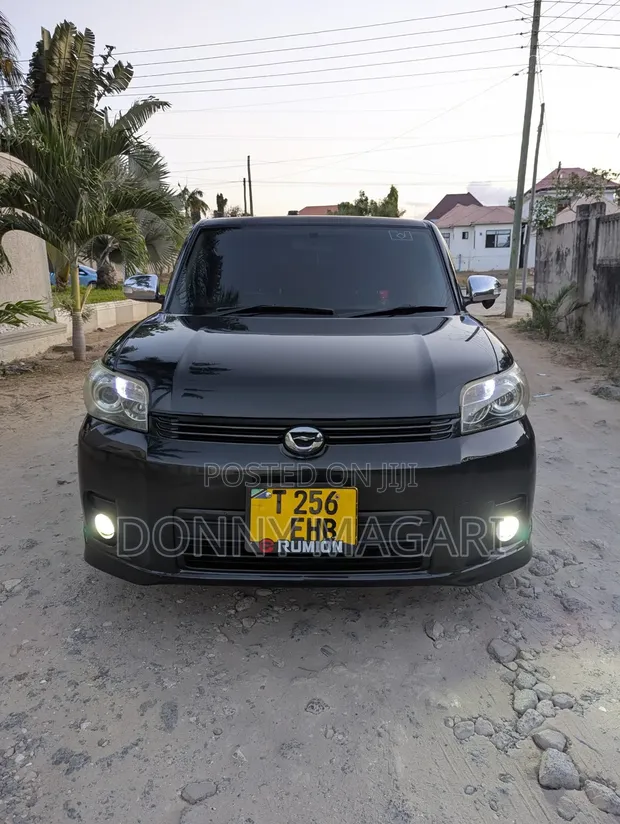 Toyota Corolla Rumion 2009 Black - 1