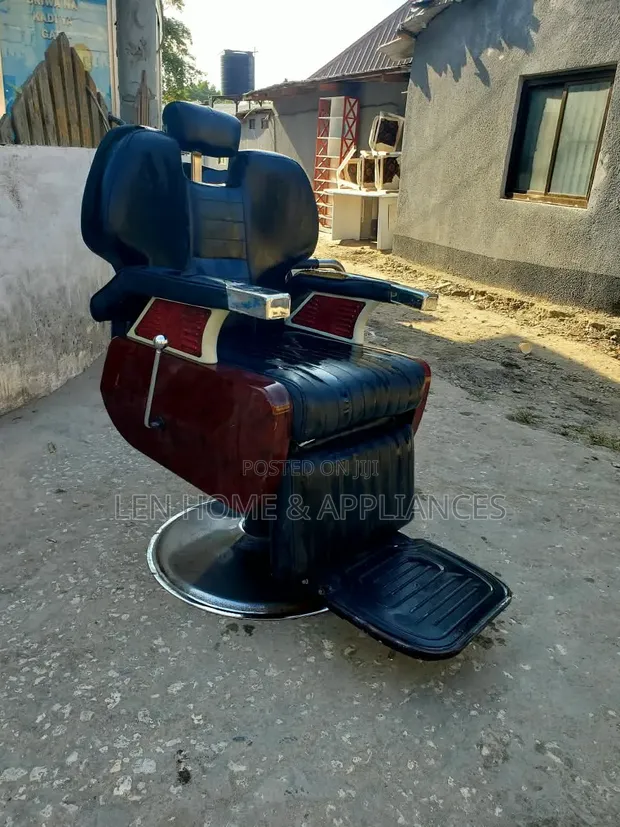 Used Salon Chair - 1