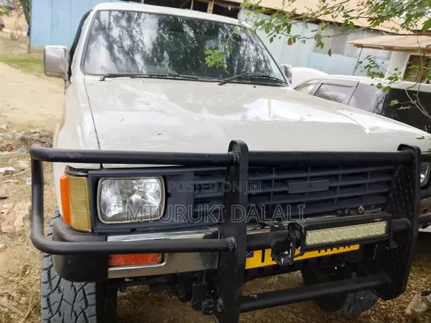 Toyota Hilux 1994 Double Cabin - 1