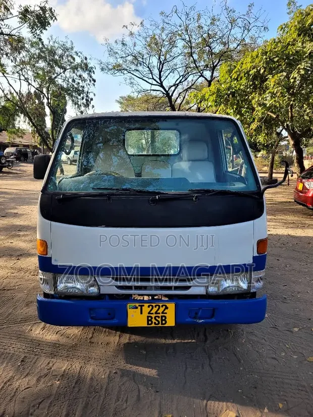Toyota Dyna Mini Truck - 2002 - 1