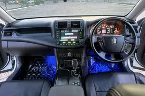 Toyota Crown Athlete 2009