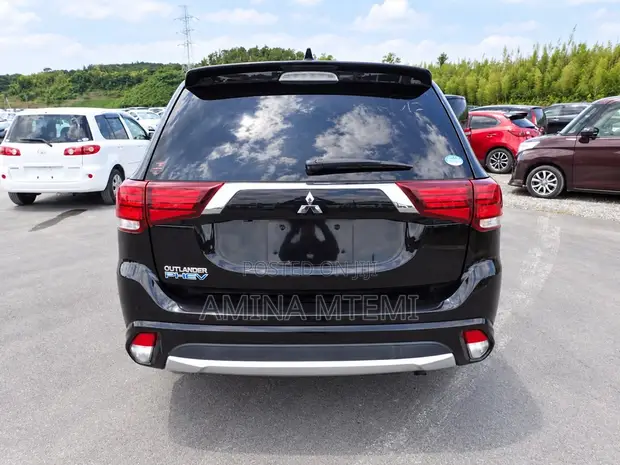 Mitsubishi Outlander 2.0 PHEV AWD 2016 Black - 1
