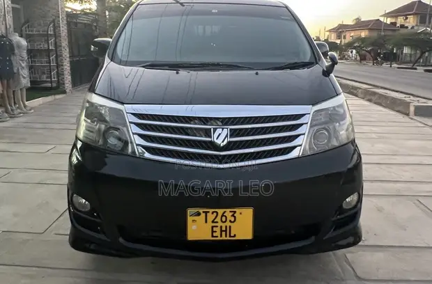 Toyota Alphard 2.4 Petrol FWD 2006 Black - 1