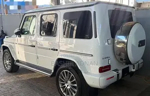 Mercedes-Benz G 400 d 2022