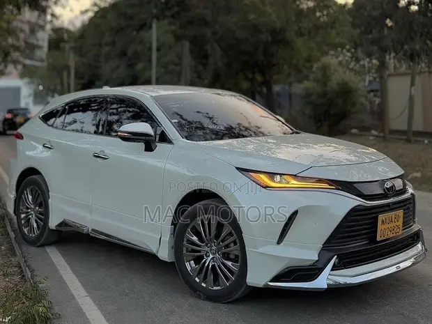 Toyota Harrier 2.0 2021 White - 1