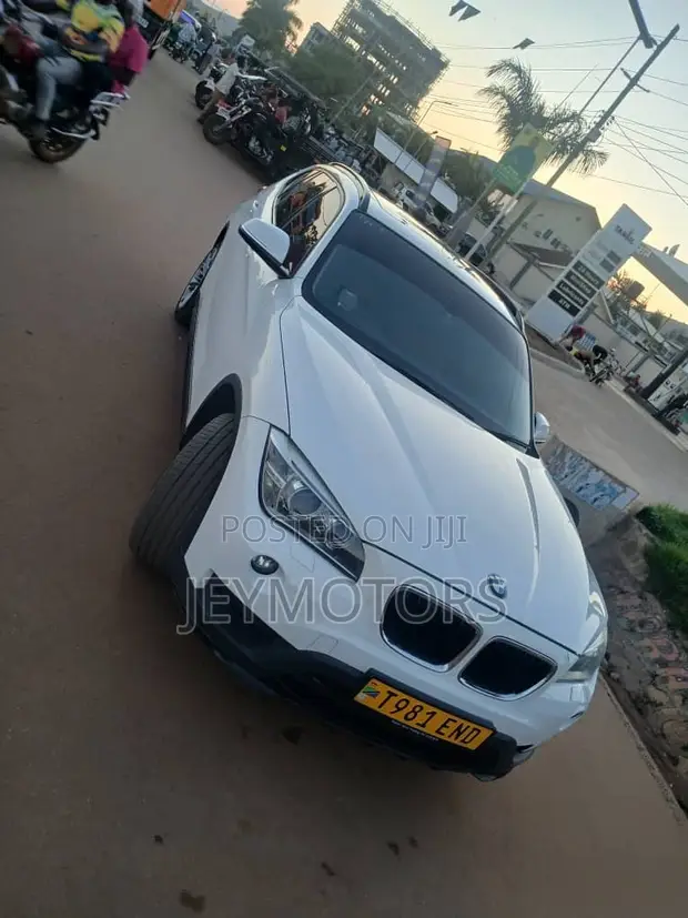 BMW X1 2014 White - 1