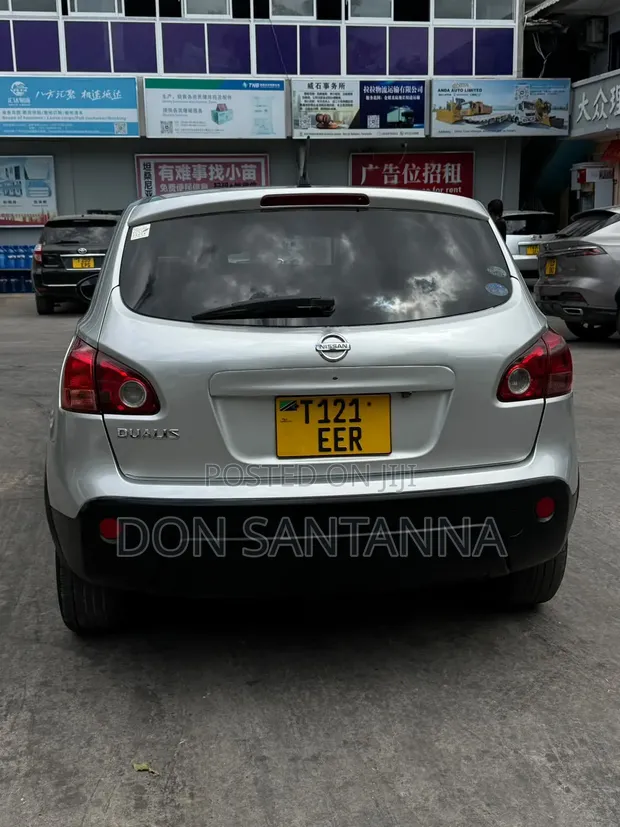 Nissan Dualis 2010 Silver - 1