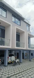 Furnished 1-Bedroom Apartment in Oyster Bay for Rent - 1