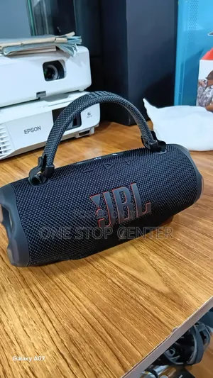 JBL Charge 6 Bluetooth Speaker