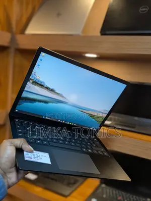 Microsoft Surface Laptop 3 - 8GB RAM, Intel Core i5, 256GB SSD