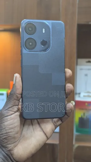 Tecno Spark 8C 64GB Black (Used)