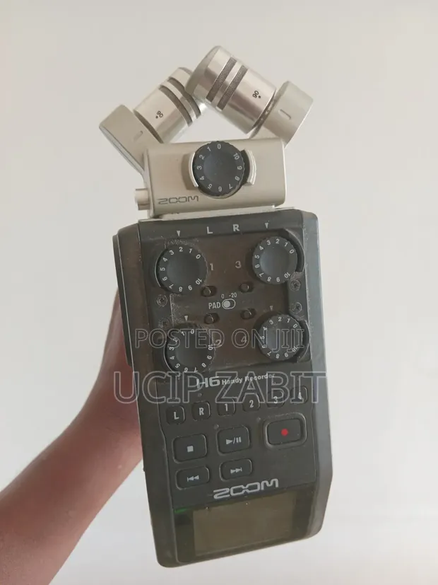 Zoom H6 Portable Audio Recorder - 1