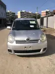 Toyota Sienta 1.5 FWD 2010 Silver - 2