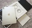 Apple iPad Pro 11" (2024) 256GB Silver - 1
