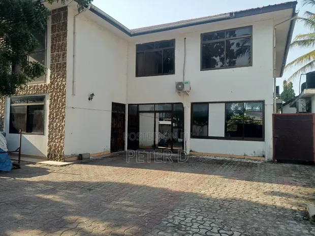 6 Bedroom House for Sale in Mikocheni - 1
