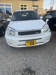 Toyota RAV4 1.8 SUV 2005 White - 3