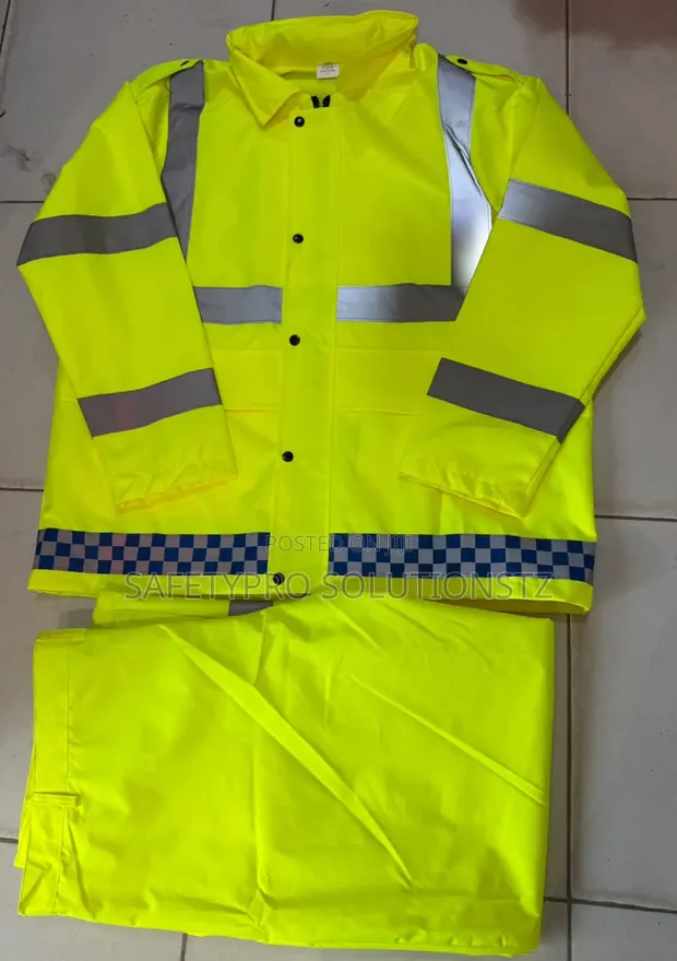Heavy High Visibility PVC Rain/Winter Suit - 1
