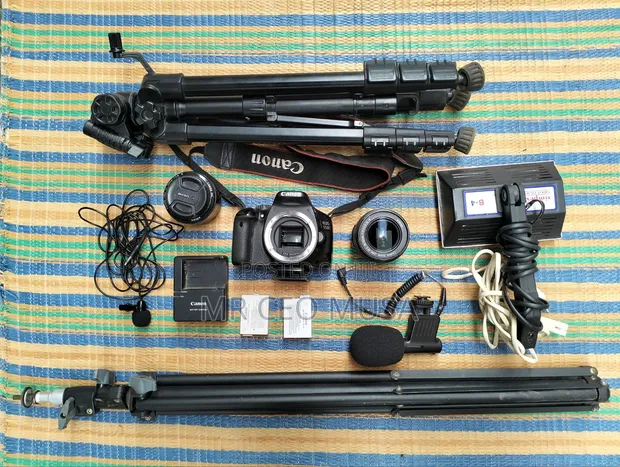 Canon EOS 550D Kamera ya DSLR - Kifurushi Kamili - 1