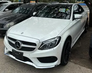 Mercedes-Benz C200 2016