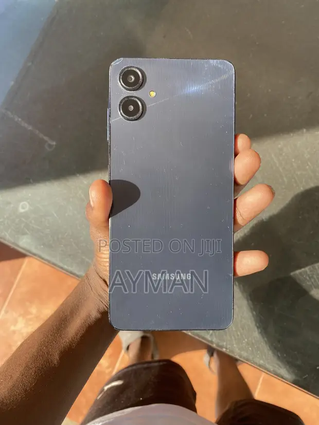 New Samsung Galaxy A06 64GB Blue - 1