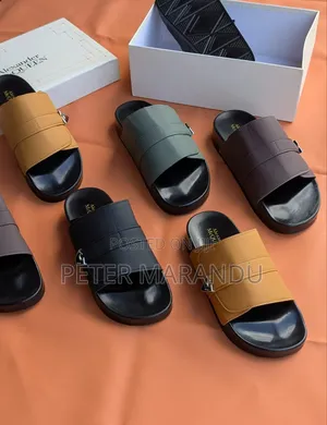 Alexander McQueen Slippers za Ngozi kwa Wanaume
