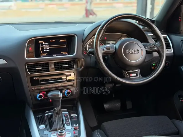 Audi Q5 S-Line 2015 Black - 1