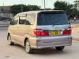 Toyota Alphard 2004 Gold - 3