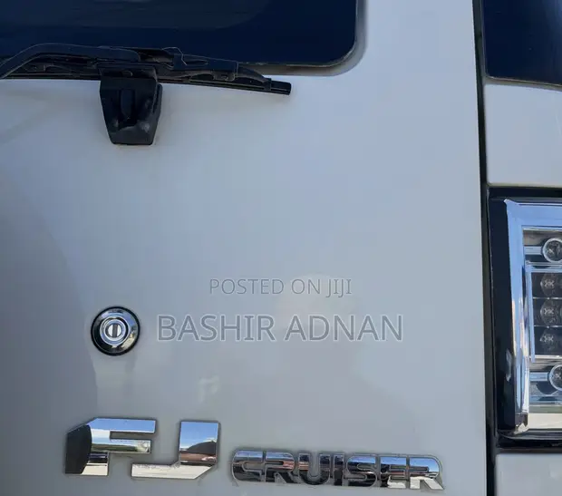 Toyota FJ Cruiser 2013 White - 1