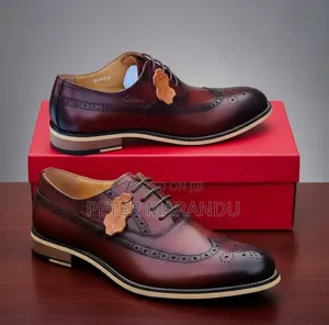 Men's Clarks Wingtip Oxford Shoes - Brand New