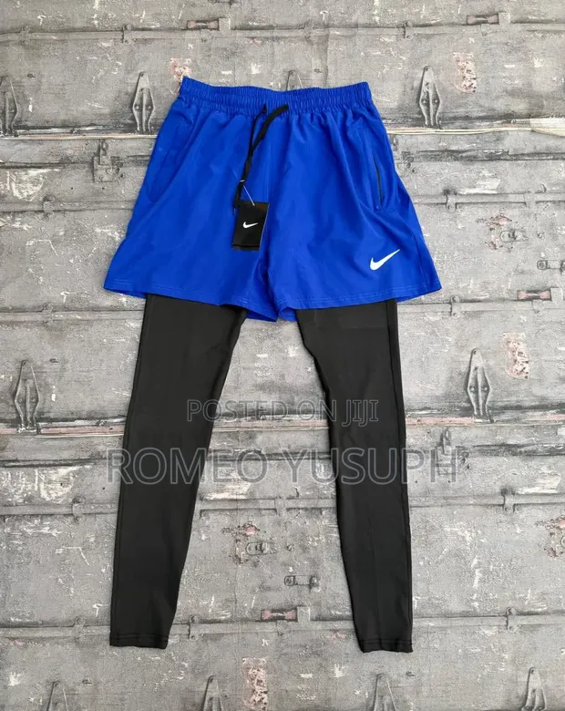 2-in-1 Sport Shorts - Comfortable & Functional - 1