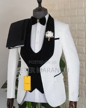 Exclusive Men's White Diamond Shawl Tuxedo - 3-Piece Wedding Suit