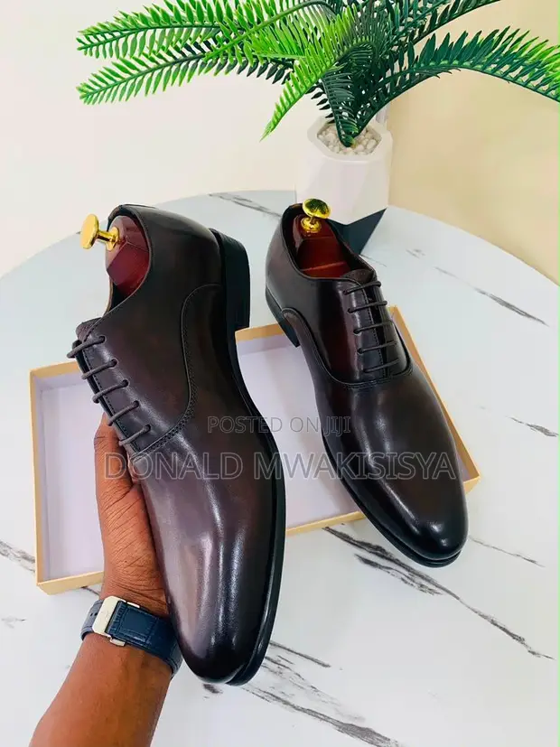 Wholecut Oxford Dress Shoes - 1