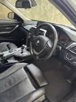 BMW 320i Sedan RWD 2012 White - 5