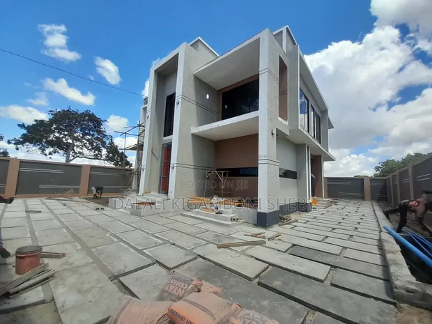4 Bedroom House for Sale in Kigamboni Mwongozo - 1