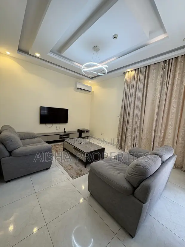 Furnished 2-Bedroom Apartment for Rent in Oyster Bay - 1