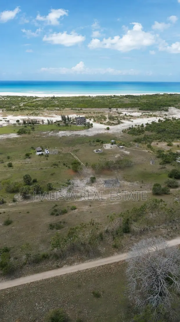 Kiwanja Kipya Karibu Na Beach - Mapinga - 1
