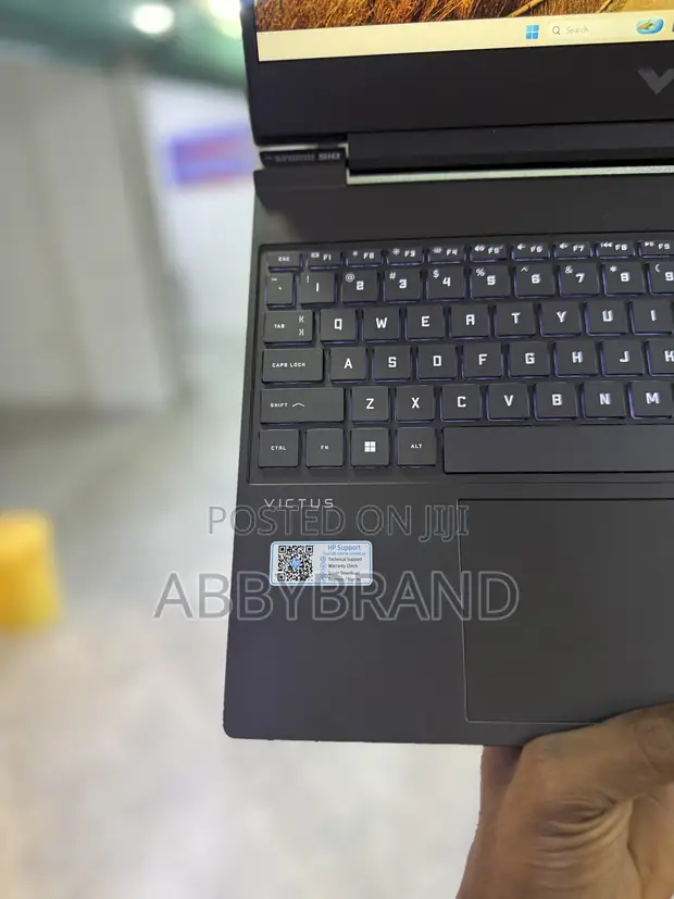 Laptop HP Victus 15 - Intel Core i7, 16GB RAM, 512GB SSD, RTX 3050 - 1