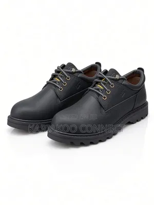 Sophisticated Luxury Boots - Black Leather