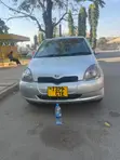 Toyota Vitz 1.0 FWD 3dr 2004 Nyeupe - 1