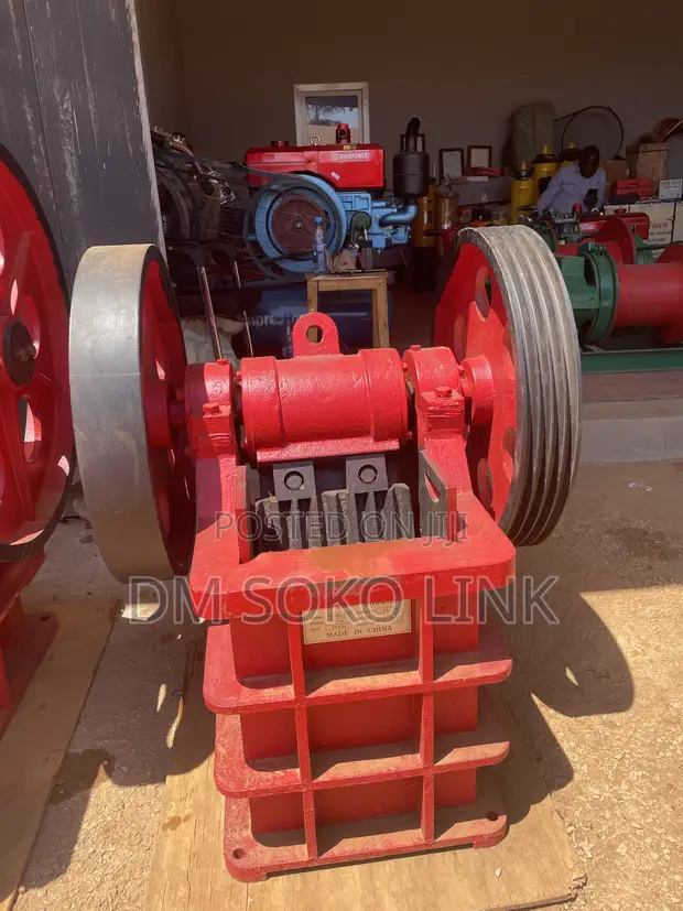 PE 200x300 Jaw Crusher - 1