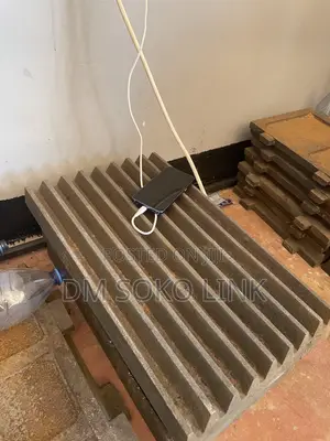 Jaw Crusher Plate 200x300 (Pair)