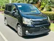 Toyota Noah 2.0 143hp FWD (7 Seater) 2009 Nyeusi - 2